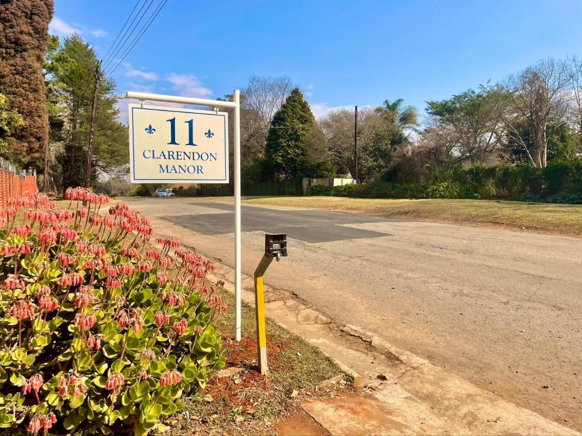Clarendon Manor And Cottages ホウィック エクステリア 写真
