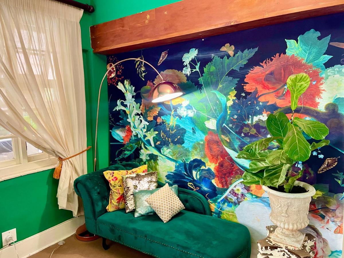 Clarendon Manor And Cottages ホウィック エクステリア 写真